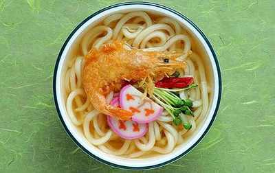 巧嫂米線 以卓越產(chǎn)品與溫情服務(wù)贏得美食消費(fèi)者